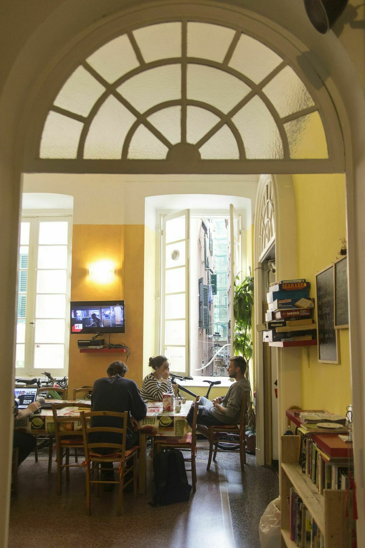 Manena Hostel Genova Exterior photo